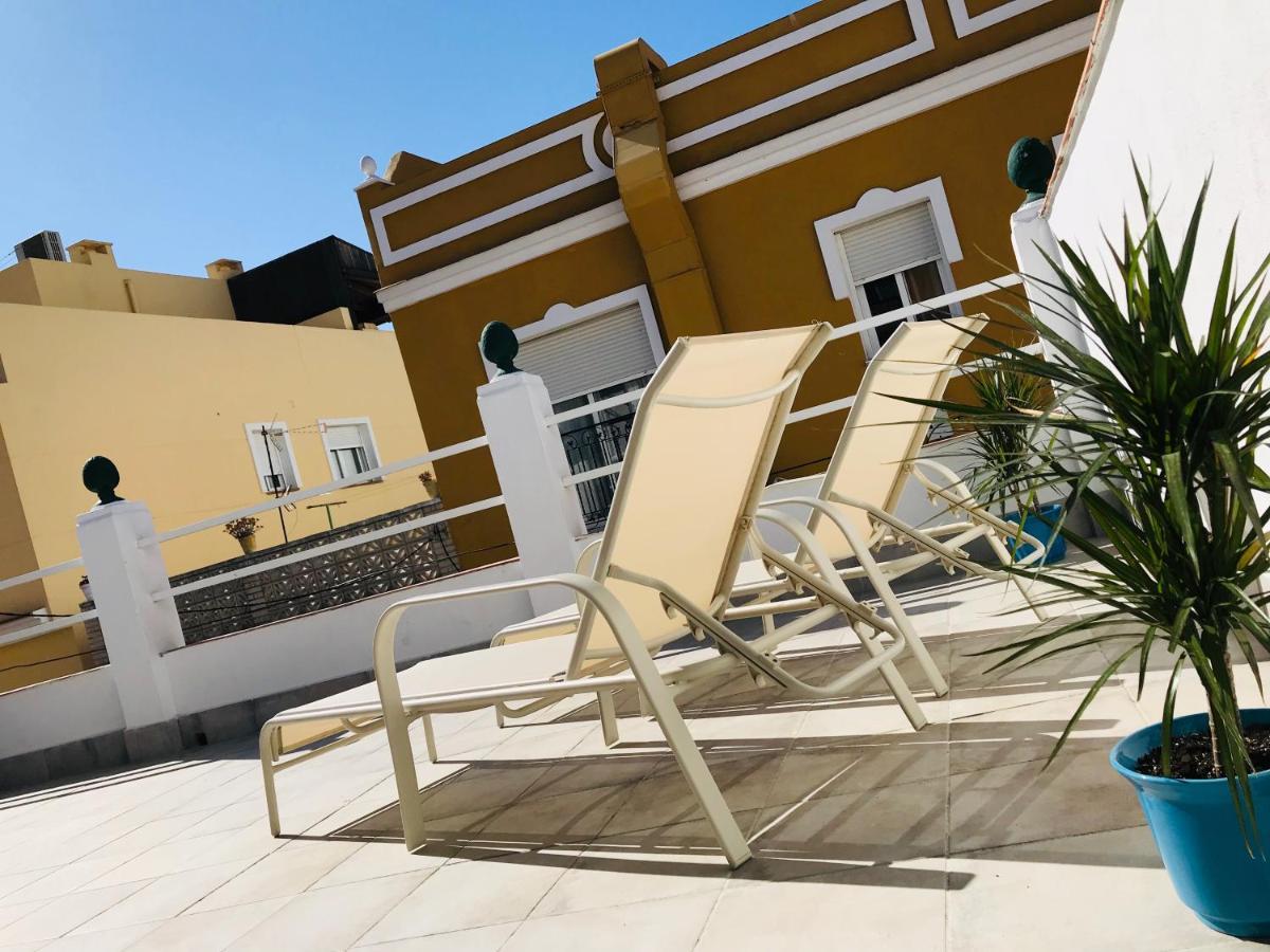 Malaga Beach House, 2 City Bikes, 2 Children'S Bikes, Wifi, Big Terrace, Bbq, Family, Childfriendly Eksteriør billede