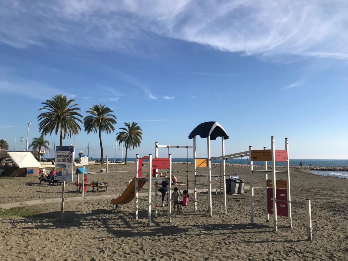 Malaga Beach House, 2 City Bikes, 2 Children'S Bikes, Wifi, Big Terrace, Bbq, Family, Childfriendly Eksteriør billede