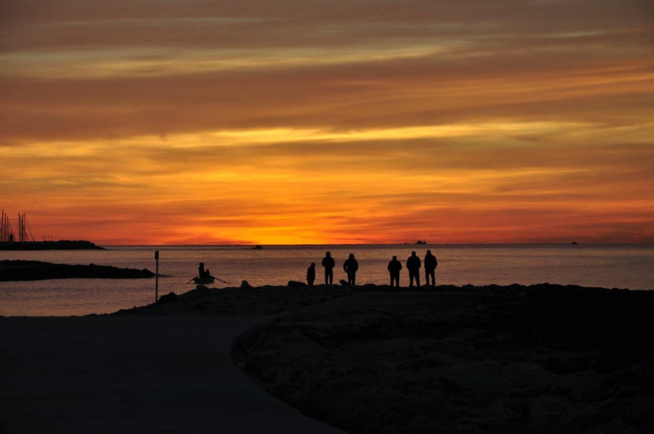 Malaga Beach House, 2 City Bikes, 2 Children'S Bikes, Wifi, Big Terrace, Bbq, Family, Childfriendly Eksteriør billede